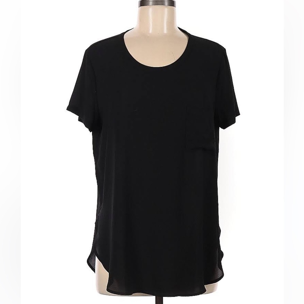 Lush Short Sleeve Blouse with Curved Hem, Size M